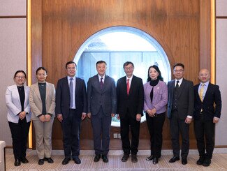 Thumbnail of EdUHK Visits and Signs MoU with Tsinghua University